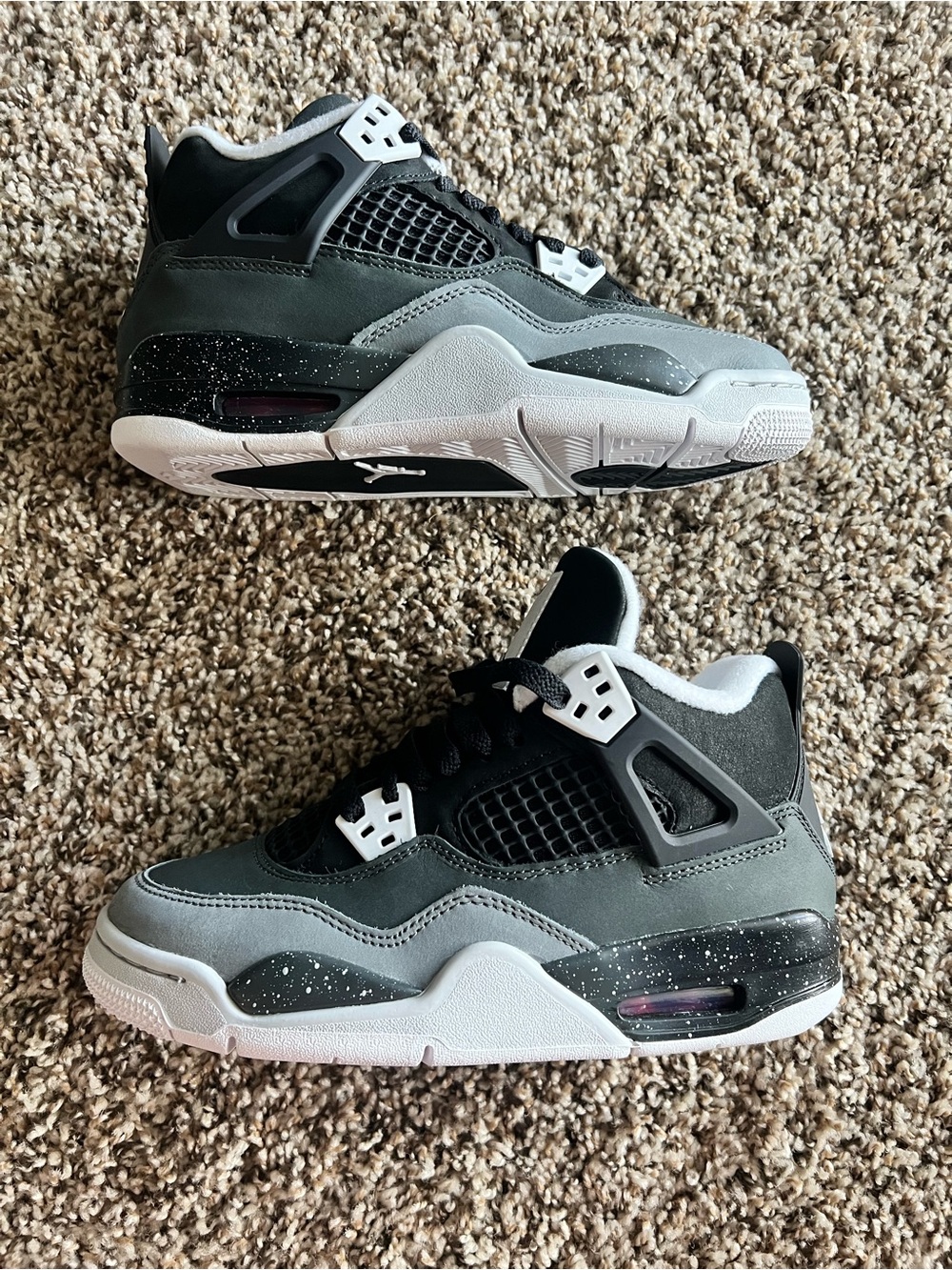Air Jordan 4 Retro GS ‘Fear’ 2024 - Picture 4 of 7